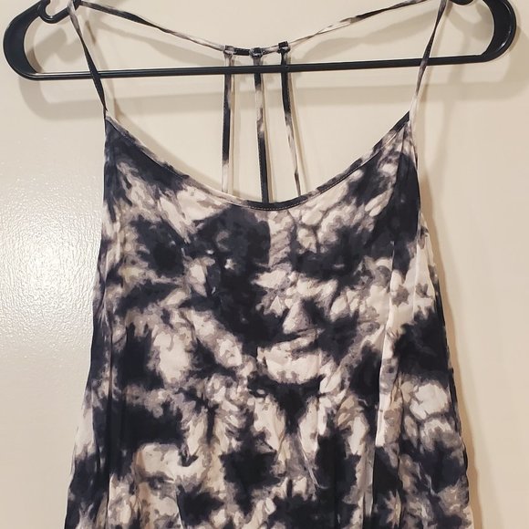 No Boundaries Medium Tie Dye Tank Top - Picture 1 of 3